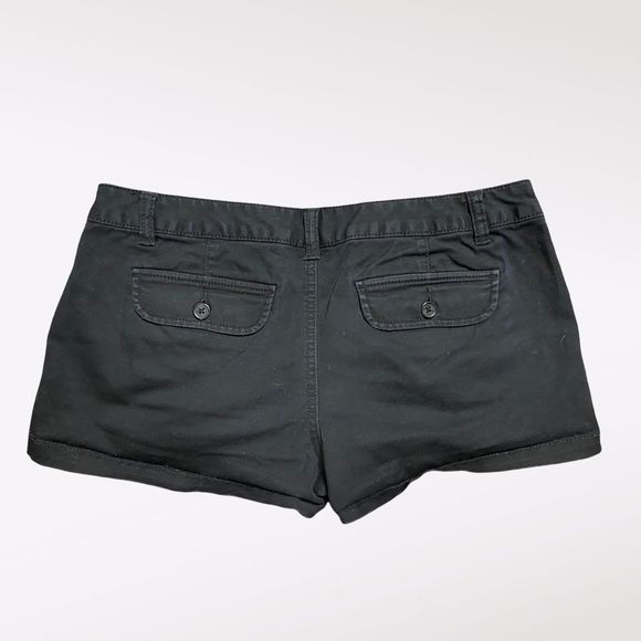 Mossimo SUPPLY CO | Women’s Black Shorts - Picture 2 of 4
